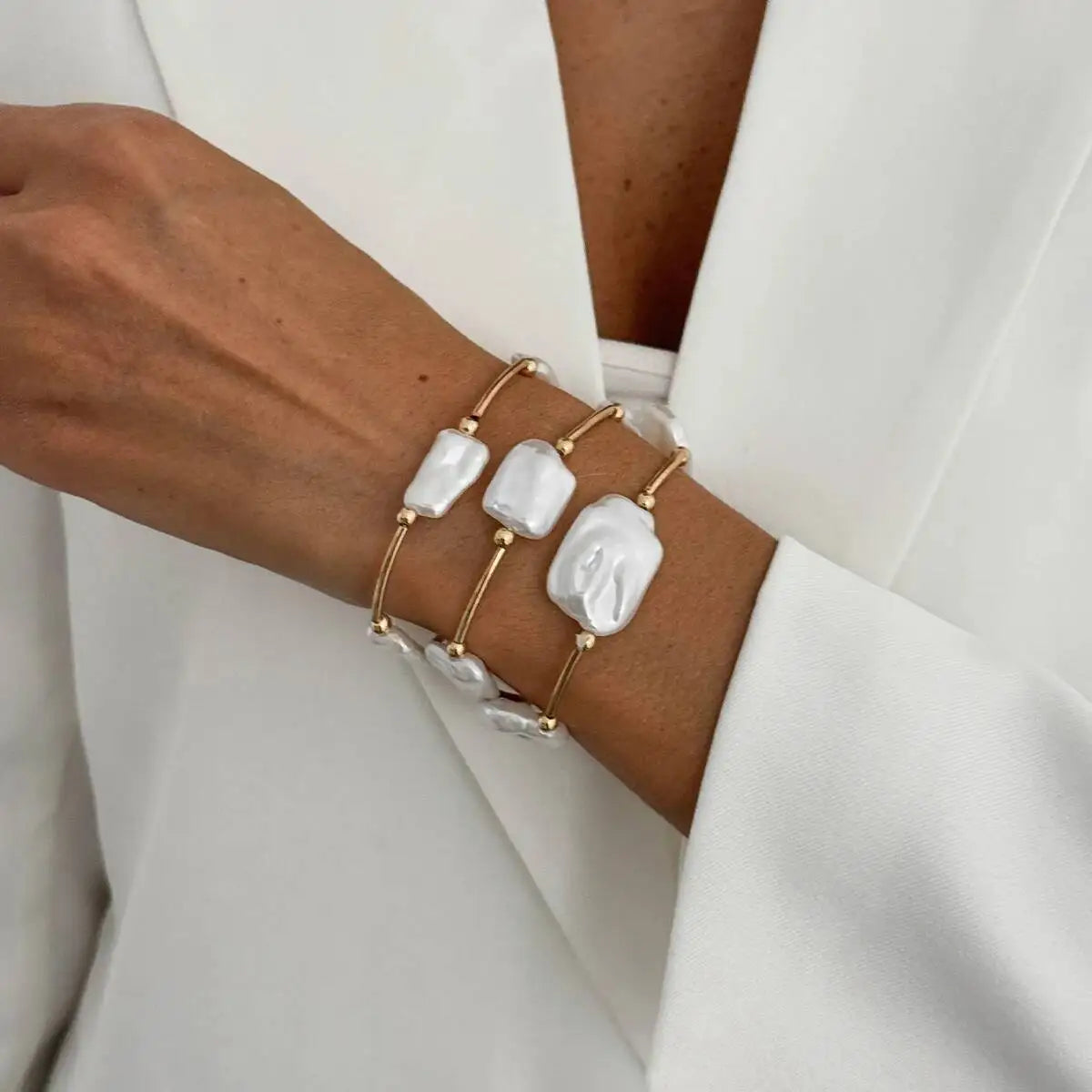 SHIXIN 3Pcs Elegant Irregular Imitation Pearl Bracelet for Women Retro Geometric Multi Layer Stackable Bangle Bracelet Set Gifts